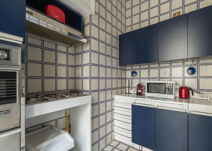 Apartment Guesthost - Sapienza & Borghese Comfy