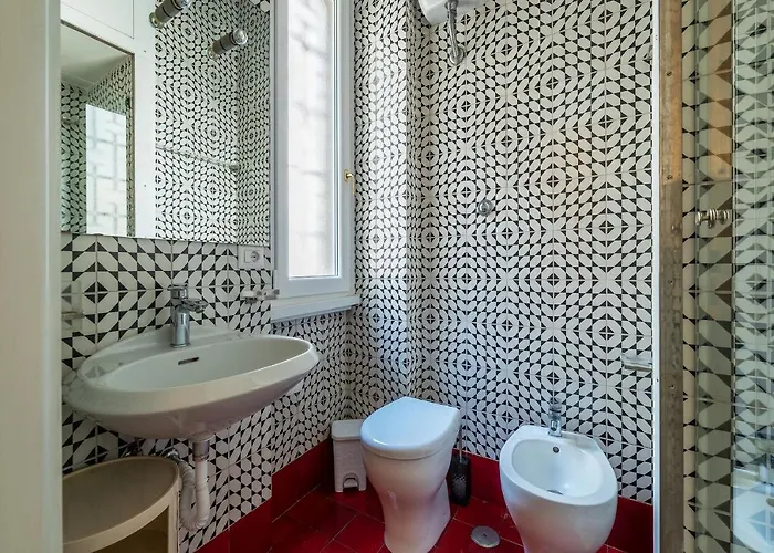 Guesthost - Sapienza & Borghese Comfy *