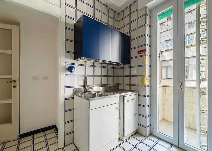 Guesthost - Sapienza & Borghese Comfy *