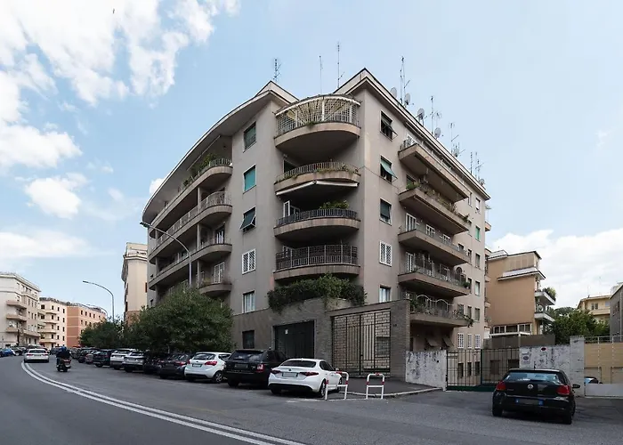 Apartment Guesthost - Sapienza & Borghese Comfy